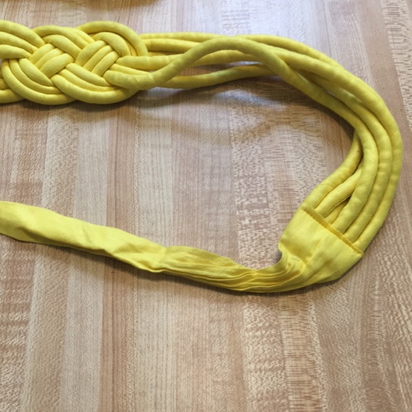Vintage Yellow Knot Waist Belt - Picture 3 of 8